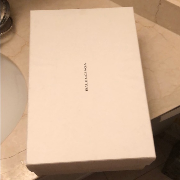 Balenciaga trainers - Picture 7 of 8